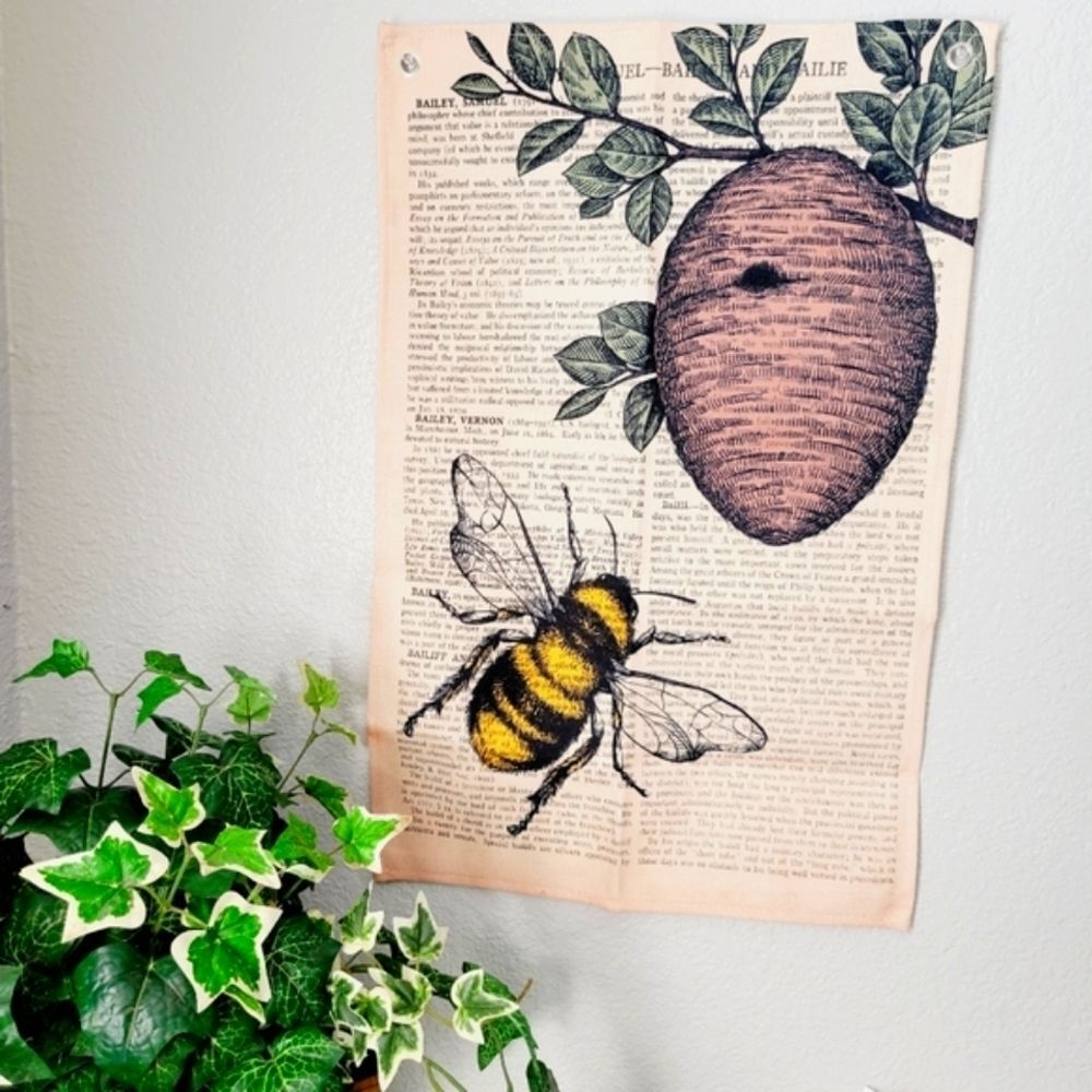 Bee Beehive Vintage Book page Wall Tapestry Tree Bohemian Rustic Drawing green - Picture 2 of 10